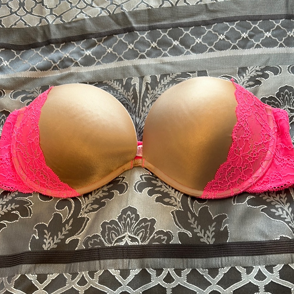 Pink bra by Victoria Secret